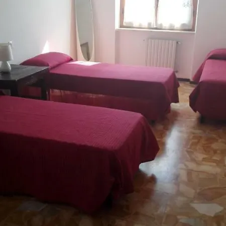 Localita Aia Nuova Apartment *